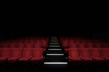 Расписание фильмов в кинотеатре «Гуль земин» с 4 по 7 мая
