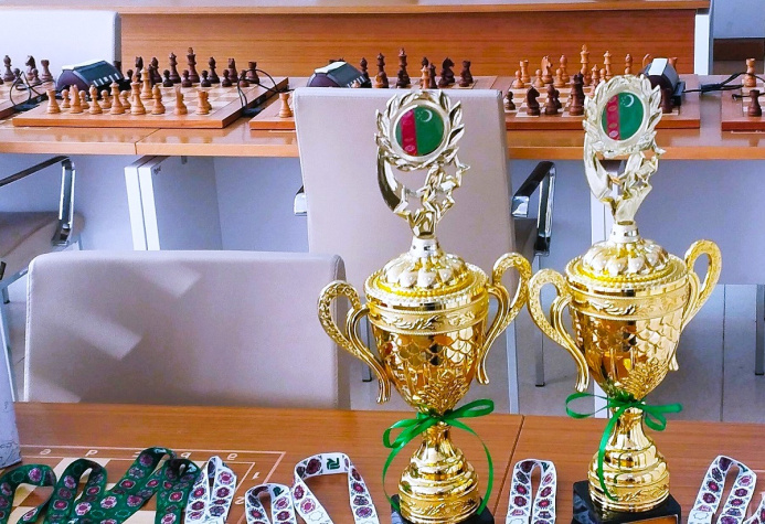  Chess in Turkmenistan: from talents to professionals