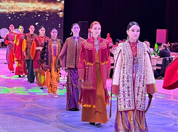 A Turkmen fashion show took place in Dushanbe
