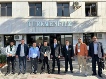 Uzbek and Turkmen filmmakers have agreed on plans for a joint film about Magtymguly