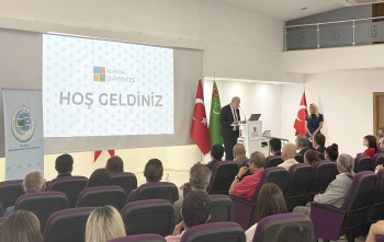 Türkiýe Respublikasynda Halkara parahatçylyk we ynanyşmak ýylyna bagyşlanan ylmy konferensiýasy geçirildi
