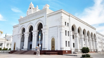 Репертуар Студенческого театра Туркменистана имени Молланепеса 20 и 21 апреля