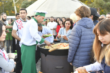 Bakuda türkmen tagamy: Baku seýilgähindäki dostluk baýramçylygy we aşpezlik sungaty