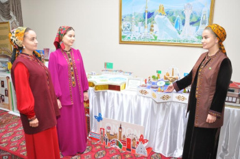 Okuw ýylynyň jemleri we özgertmeler: Ahal welaýatynda bilim işgärleriniň maslahaty geçirildi