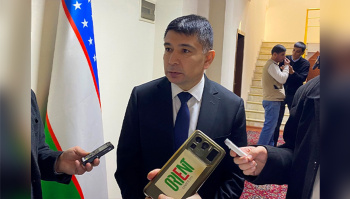 Aşgabat bilen Daşkent özara gatnaşyklary nähili gurýar: brifingden soňky brifing