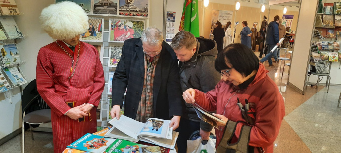  Turkmenistan is presented at the international book exhibition in Minsk